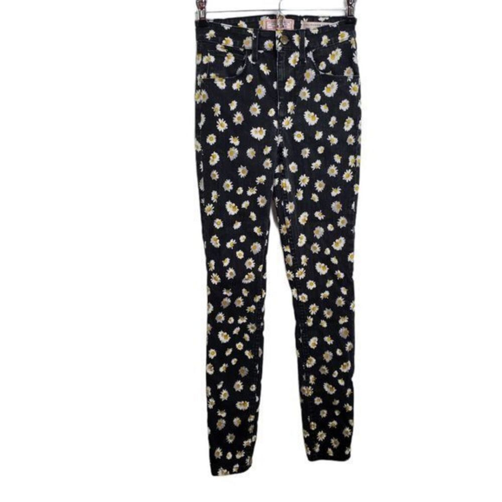 Guess 24 Daisy Jeans 1981‎ Power Skinny Black Yello